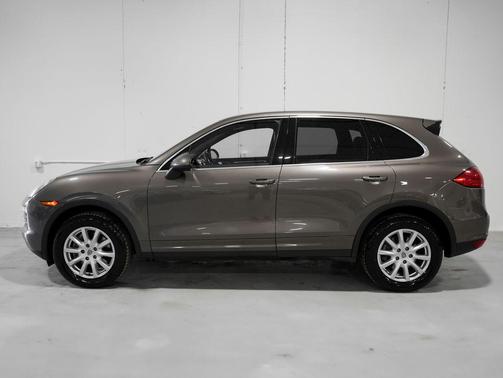 2012 Porsche Cayenne Cayenne