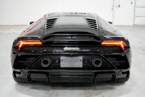 2022 Lamborghini Huracan EVO Coupe RWD