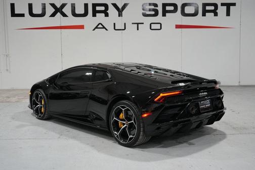 2022 Lamborghini Huracan EVO Coupe RWD