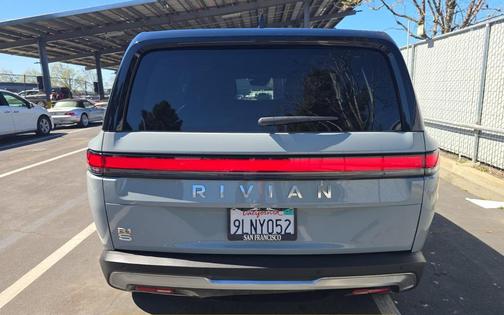 2024 Rivian R1S Adventure Quad Motor Large Pack