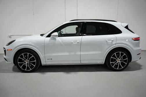 2023 Porsche Cayenne GTS
