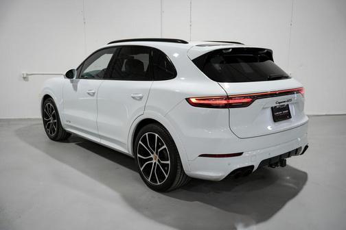 2023 Porsche Cayenne GTS
