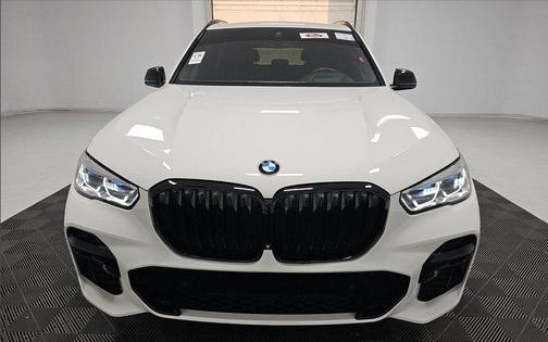 2022 BMW X5 M50i