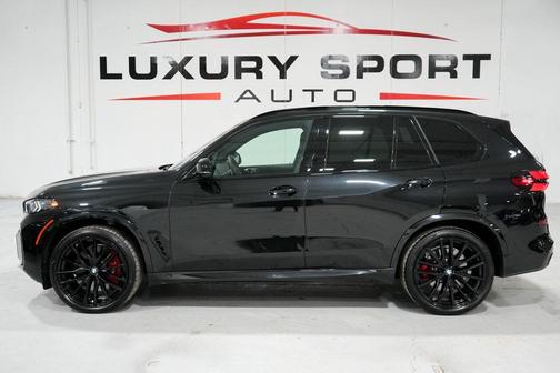 2025 BMW X5 M60i