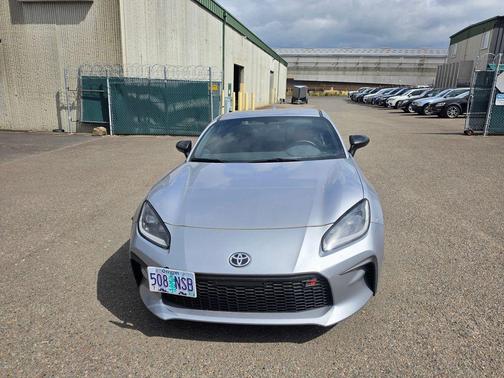 Steel 2022 Toyota GR86 Base