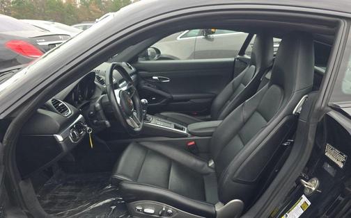 2018 Porsche 718 Cayman Base