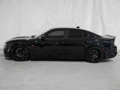 Pitch Black Clearcoat 2023 Dodge Charger R/T Scat Pack
