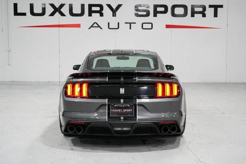 2018 Ford Shelby GT350 Base