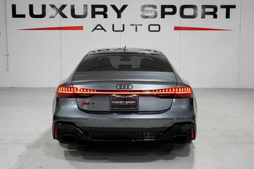 2021 Audi RS 7 4.0T