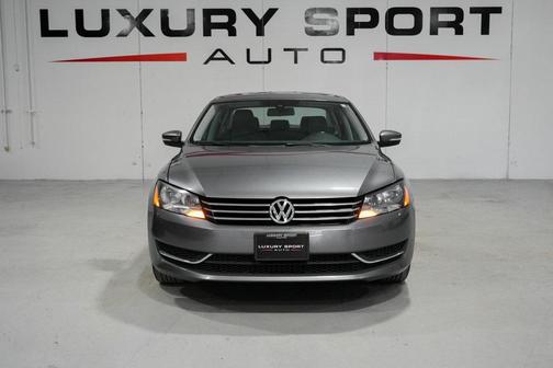 2015 Volkswagen Passat 1.8T Auto SE