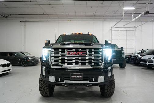 2024 GMC Sierra 2500 Denali