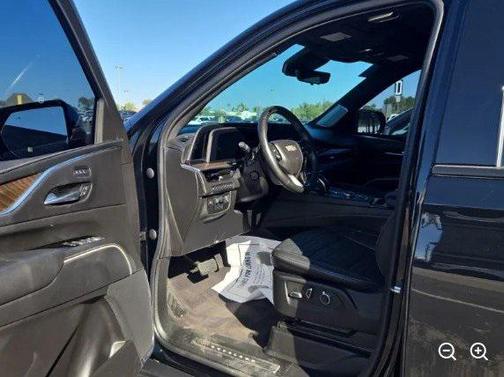 2023 Cadillac Escalade ESV Sport Platinum