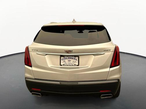 Radiant Silver Metallic 2020 Cadillac XT5 Luxury