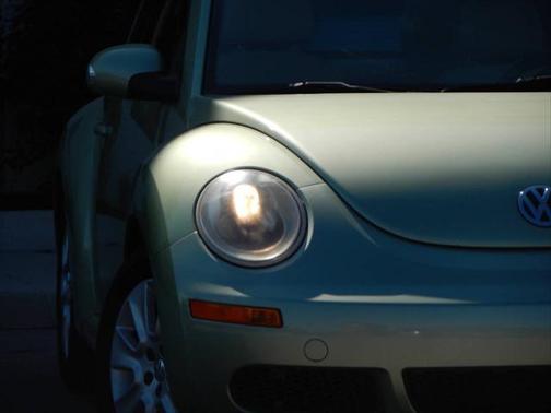 2009 Volkswagen New Beetle S