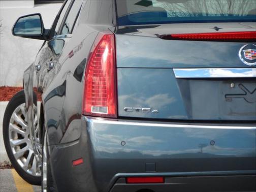 2010 Cadillac CTS Premium