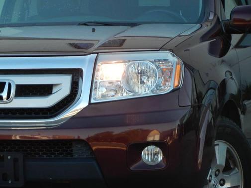 Burgundy 2009 Honda Pilot EX-L