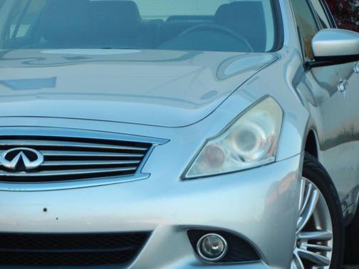 2013 INFINITI G37x Base