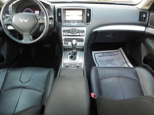 2013 INFINITI G37x Base