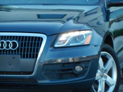 2011 Audi Q5 Premium Plus
