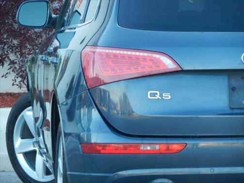 2011 Audi Q5 Premium Plus