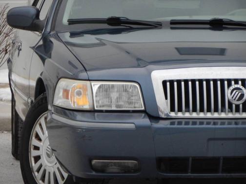 2007 Mercury Grand Marquis LS 4dr Sedan