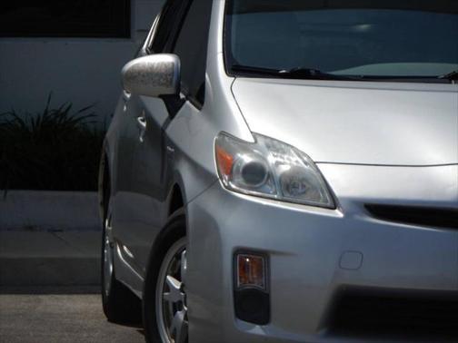 2011 Toyota Prius III