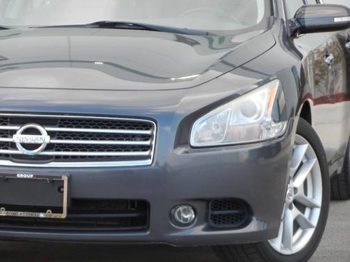 2011 Nissan Maxima SV