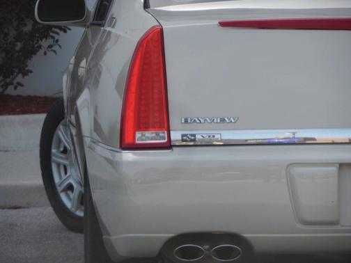 Beige 2010 Cadillac DTS Base