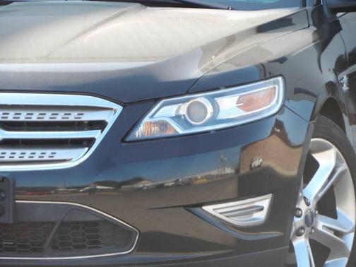 2010 Ford Taurus SHO AWD 4dr Sedan