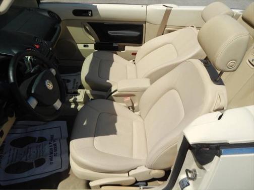 2005 Volkswagen New Beetle GLS
