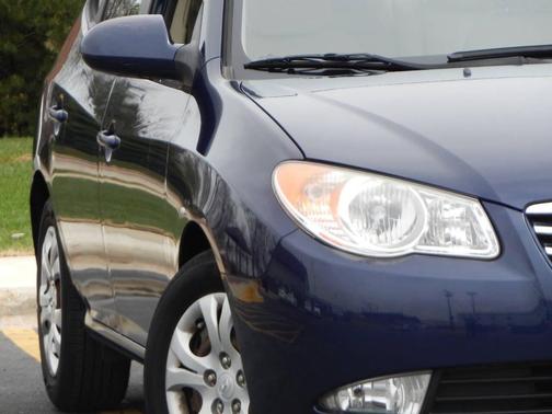 2010 Hyundai ELANTRA Blue