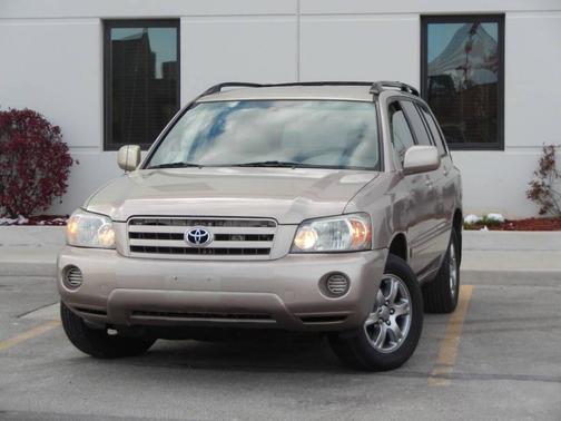 2004 Toyota Highlander Base