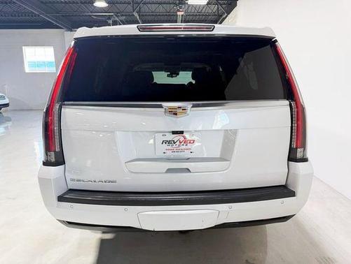 2019 Cadillac Escalade ESV Luxury