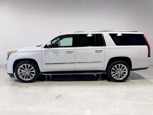 2019 Cadillac Escalade ESV Luxury