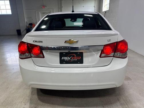 Summit White 2014 Chevrolet Cruze 1LT
