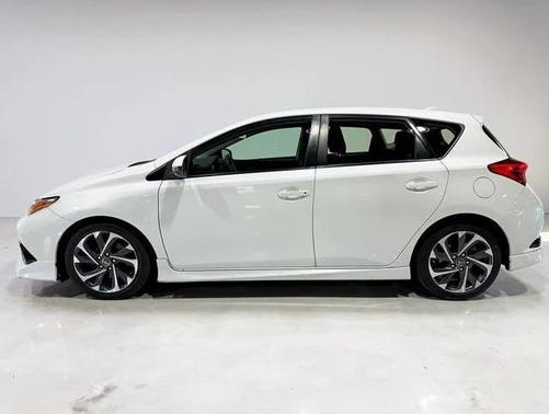 2017 Toyota Corolla iM Base