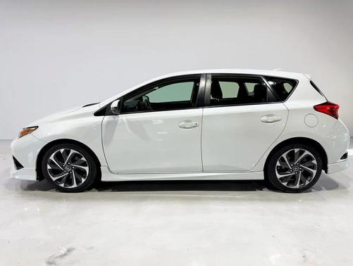 2017 Toyota Corolla iM Base