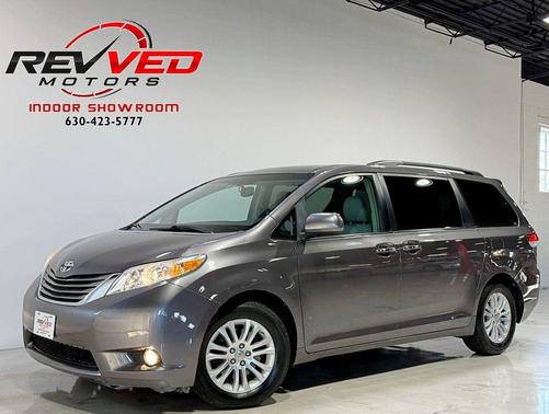 2012 Toyota Sienna XLE