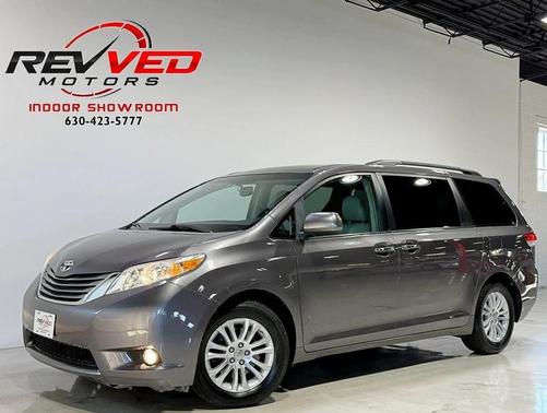 2012 Toyota Sienna XLE