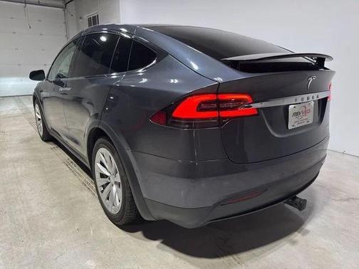 2019 Tesla Model X Long Range