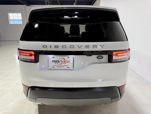 2017 Land Rover Discovery SE