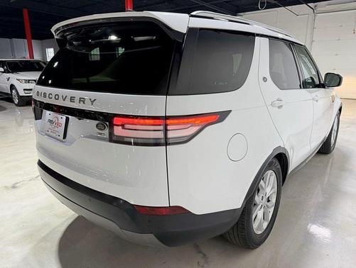 2017 Land Rover Discovery SE