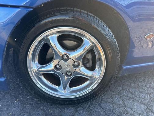 1999 Mazda MX-5 Miata 2dr Convertible Touring Pkg Manual