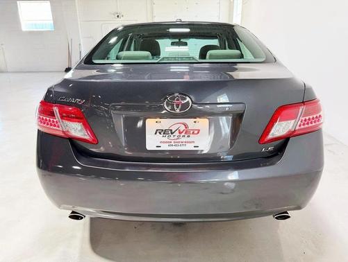 2011 Toyota Camry LE