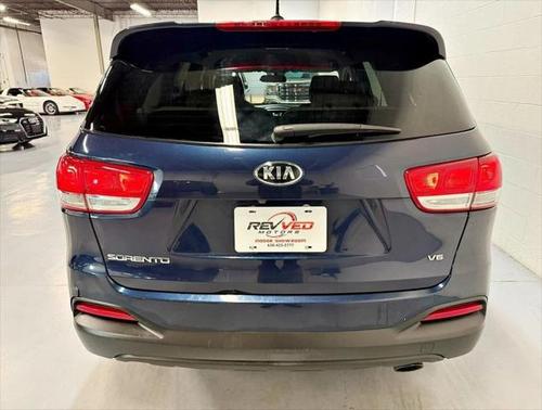 2017 Kia Sorento LX