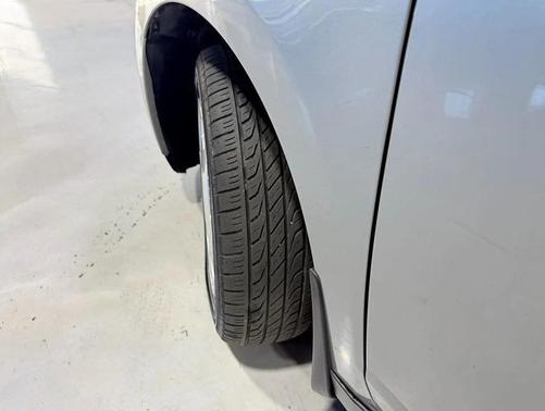 2009 Nissan Versa 1.8 S