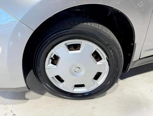 2009 Nissan Versa 1.8 S