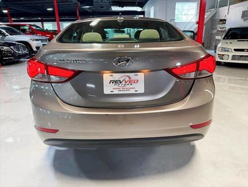 2014 Hyundai ELANTRA SE