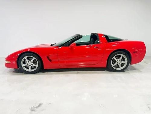 2004 Chevrolet Corvette Base