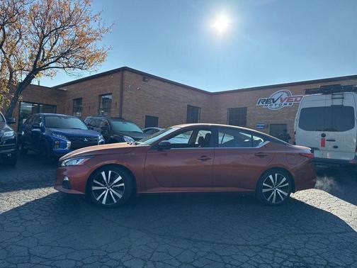 2020 Nissan Altima SR FWD